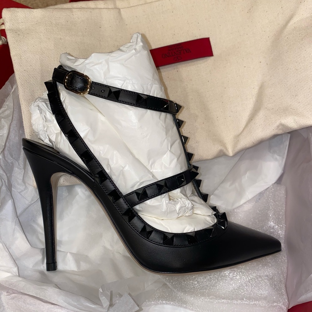 Valentino Rock Stud sz 36